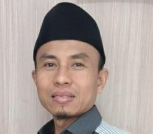 Tisna(Pimpinan Rumah Yatim Pekanbaru)